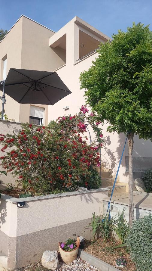 Apartment Dandelion Brela Luaran gambar